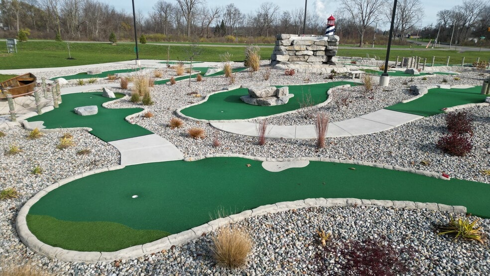 More Photos Of 1879 N Dixie Hwy, Monroe Golf Course Driving Range For Sale