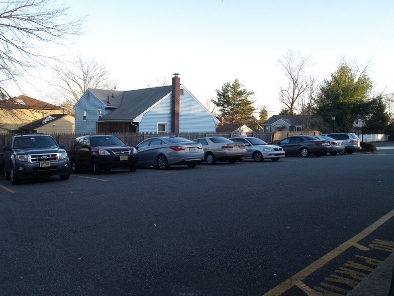 More Photos Of 960-964 Kinderkamack Rd, River Edge Storefront Retail Office For Lease