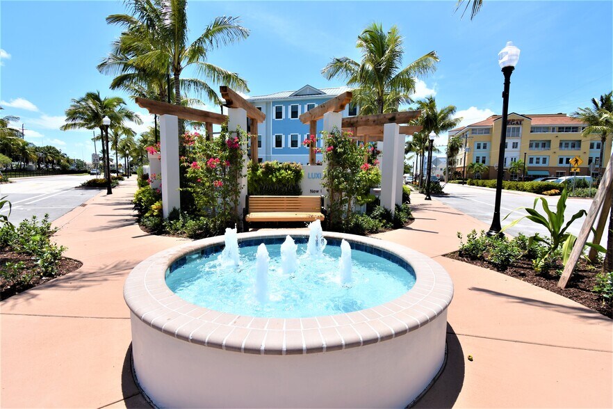 More Photos Of 201 SW Joan Jefferson Way, Stuart Apartments For Sale