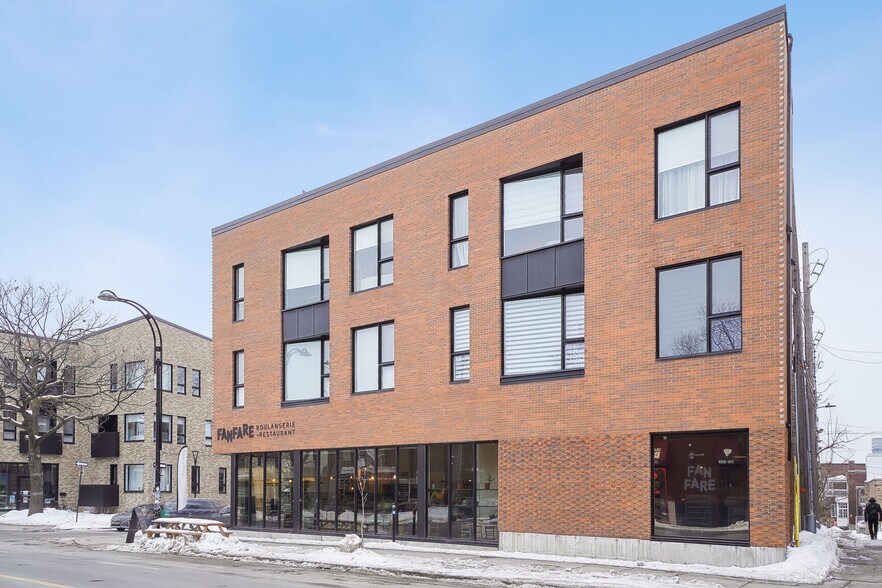 More Photos Of 751 Rue Jarry E, Montréal Fast Food For Sale