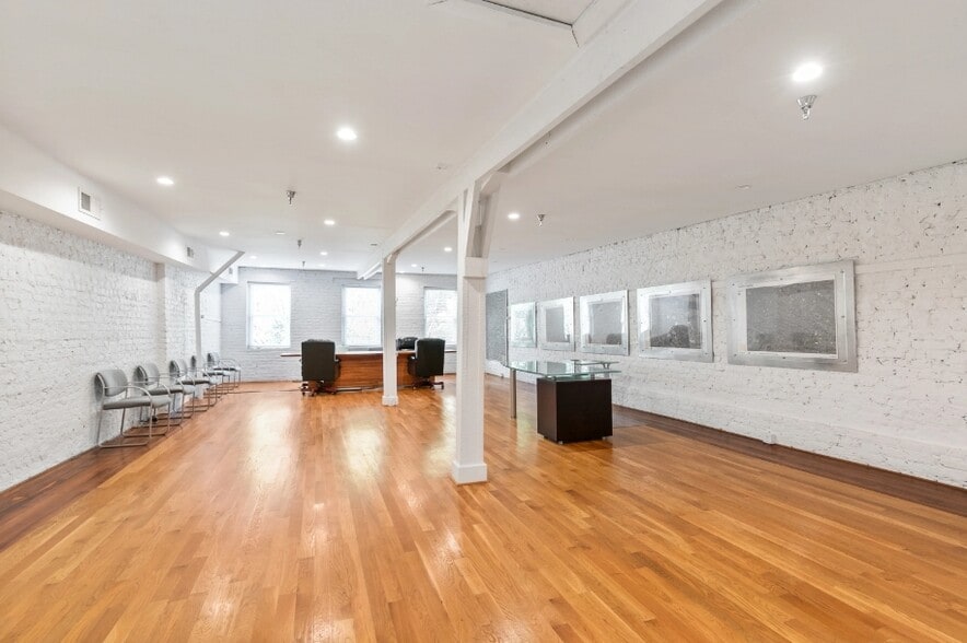 More Photos Of 1314 E Cary St, Richmond Storefront Retail Office For Lease