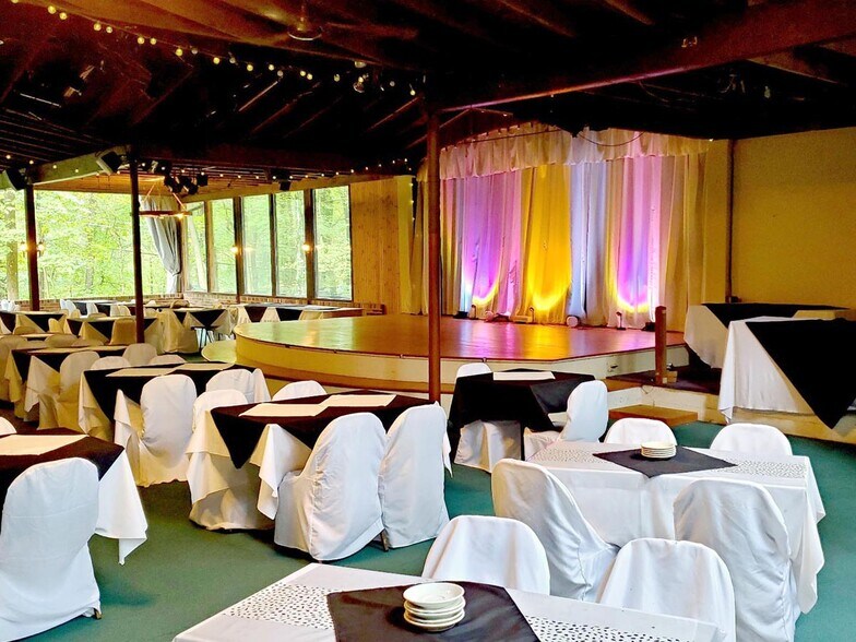 More Photos Of 350 Timber Rd, Mount Gretna Restaurant For Sale