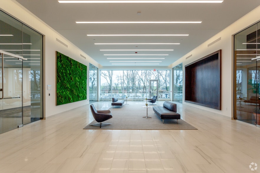 More Photos Of 3401 Mallory Ln, Franklin Coworking Space