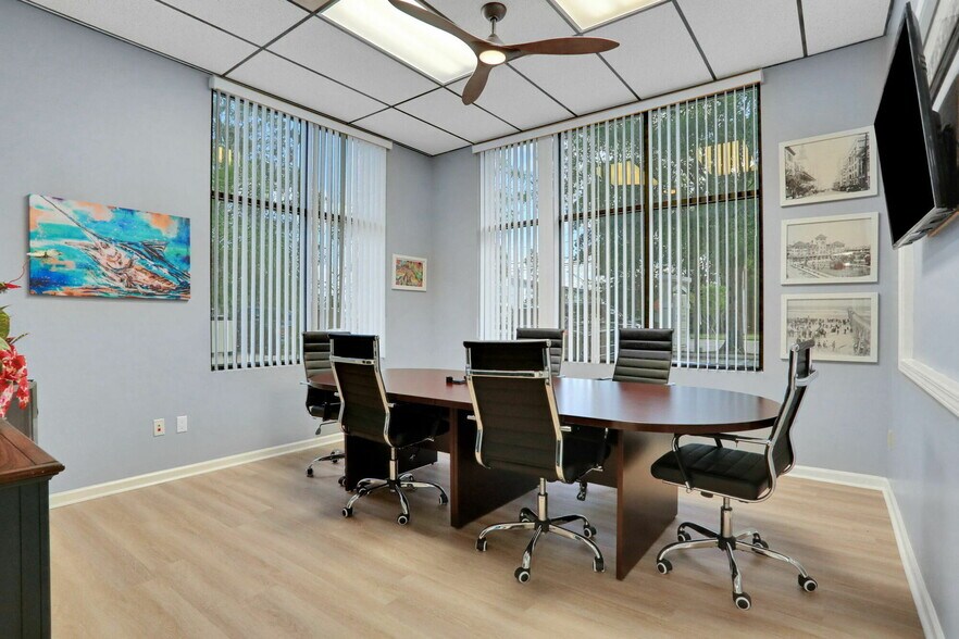 More Photos Of 12428 San Jose Blvd, Jacksonville Office For Sale