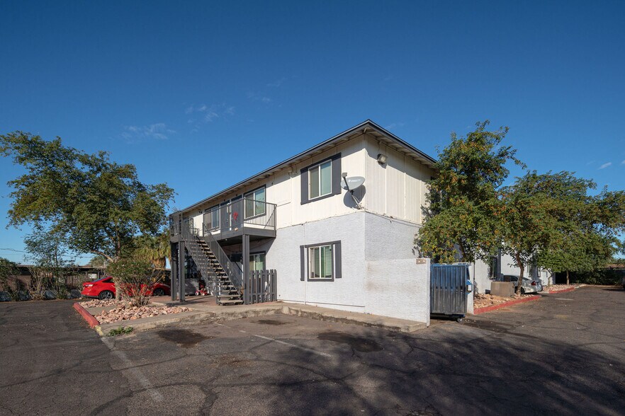 More Photos Of 3044 E Fillmore St, Phoenix Apartments For Sale