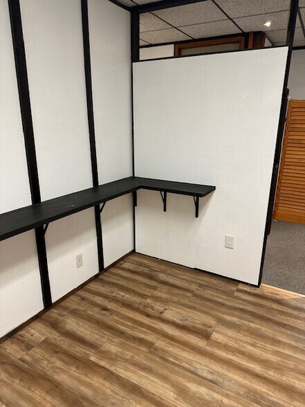 More Photos Of 110 Civic Center Dr, Vista Office For Sale