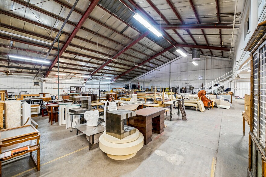 More Photos Of 4775-4779 E Ramon Rd, Palm Springs Warehouse For Sale