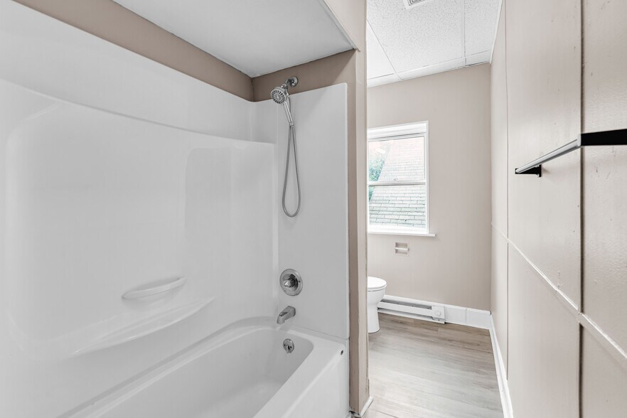 More Photos Of 409 W Broad St, Tamaqua Apartments For Sale