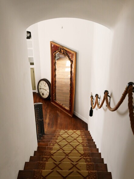 More Photos Of 8225 Fountain Ave, West Hollywood Apartments For Sale