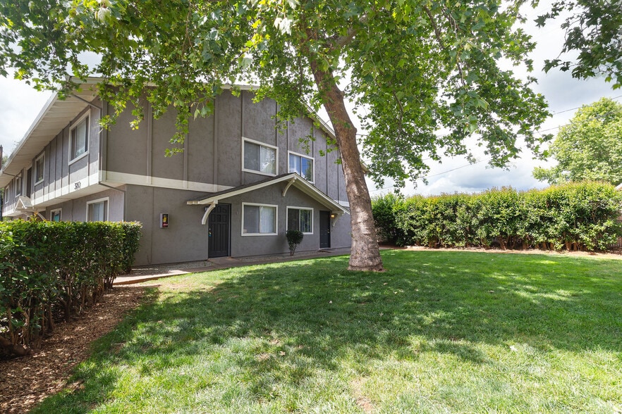 More Photos Of 3260 Alexander Dr, Redding Apartments For Sale