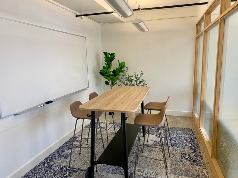 More Photos Of 1402 3rd Ave, Seattle Office For Lease