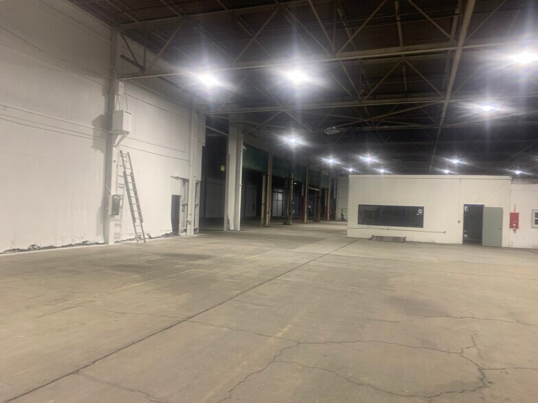 More Photos Of 1601 Hunter Ave, Niles Warehouse For Lease