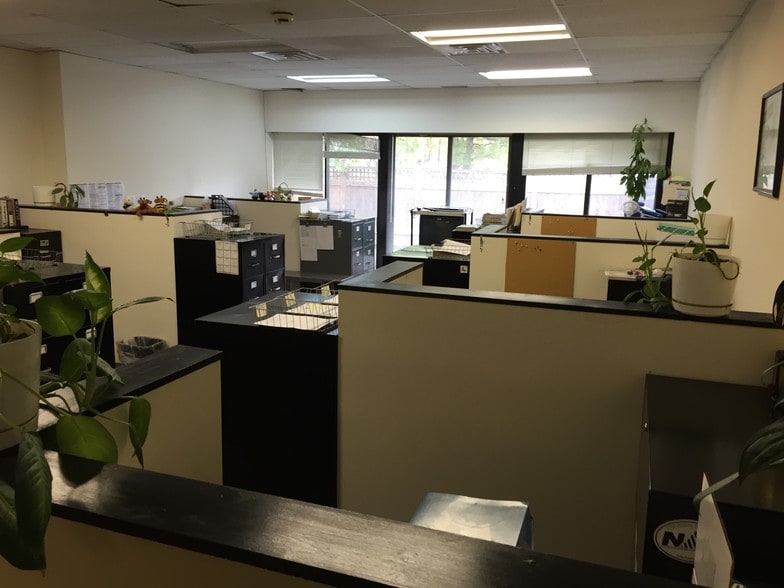 More Photos Of 41 Kensico Dr, Mount Kisco Light Manufacturing For Sale