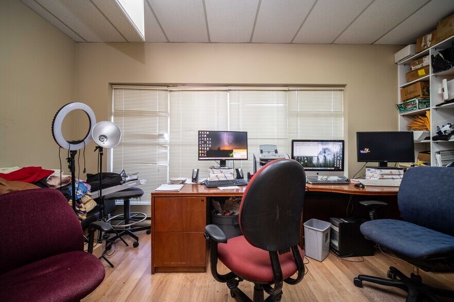 More Photos Of 8713-8793 Cambie St, Vancouver Warehouse For Lease