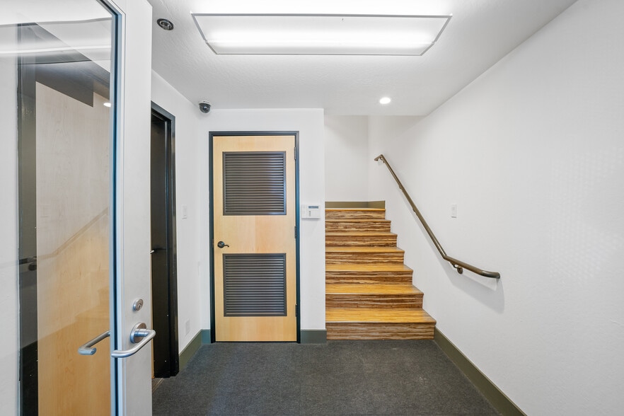 More Photos Of 42 Dore St, San Francisco Office For Lease