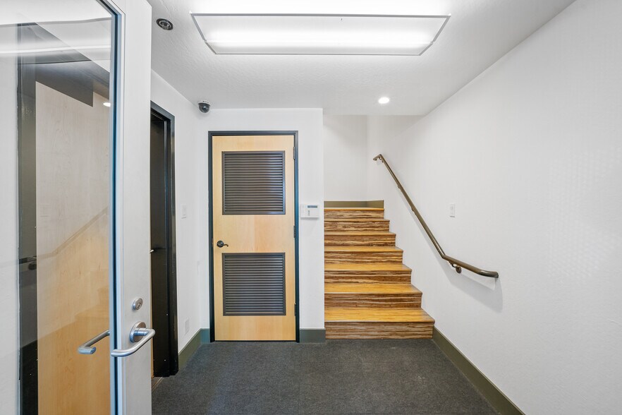 More Photos Of 42 Dore St, San Francisco Office For Sale