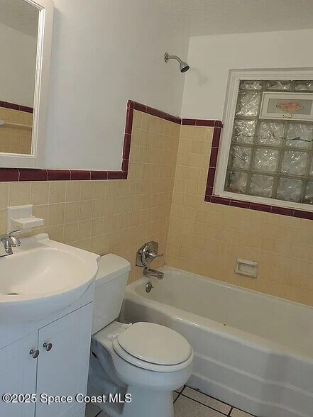 More Photos Of 206 4th Ave, Indialantic Office Residential For Sale