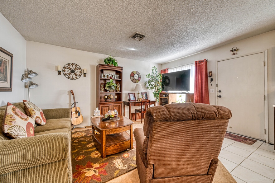 More Photos Of 1632 E Saint Louis Ave, Las Vegas Apartments For Sale