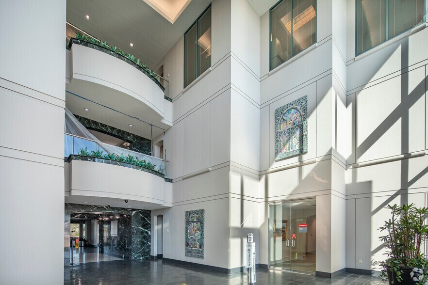 More Photos Of 4121 Carmichael Rd, Montgomery Office For Lease