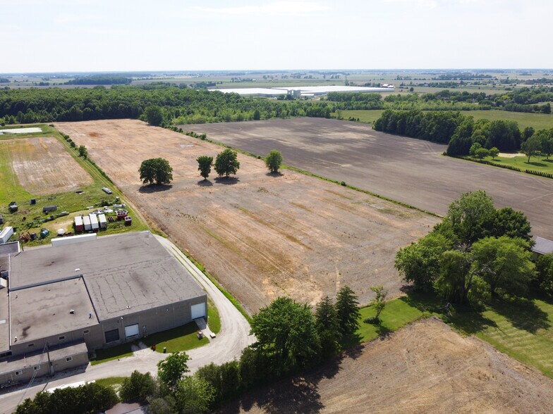 More Photos Of 324 County Road 34, Kingsville Manufacturing For Sale