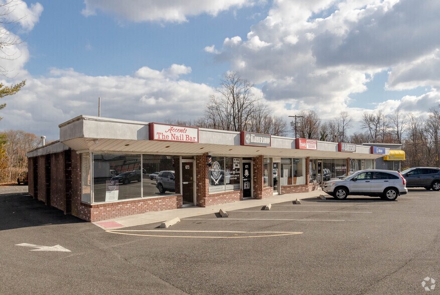 More Photos Of 663-673 State Route 35, Middletown Unknown For Lease