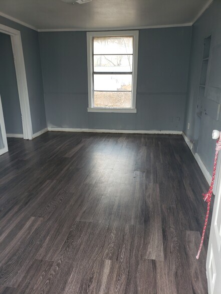 More Photos Of 312 N Creek St, Holdenville Apartments For Sale