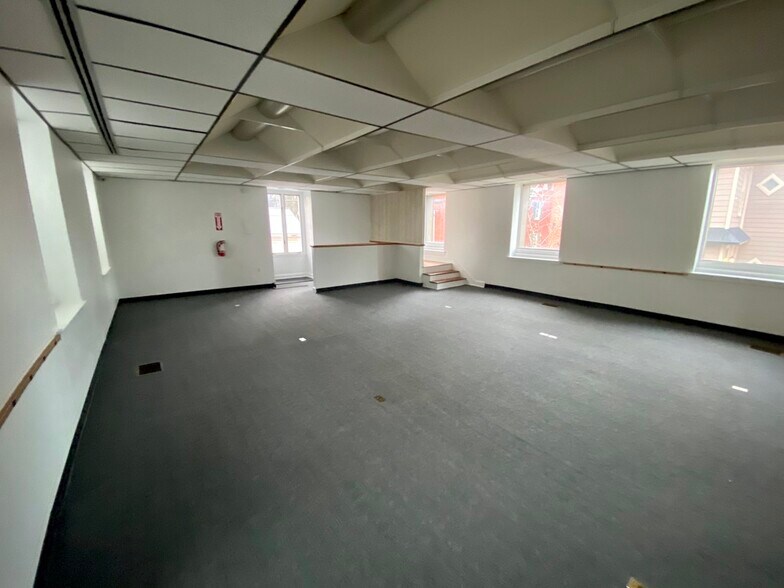 More Photos Of 121 N College St, Martinsburg Medical For Sale