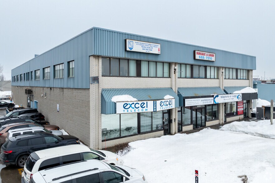 Primary Photo Of 2282-2296 Boul Industriel, Laval Storefront Retail Office For Lease