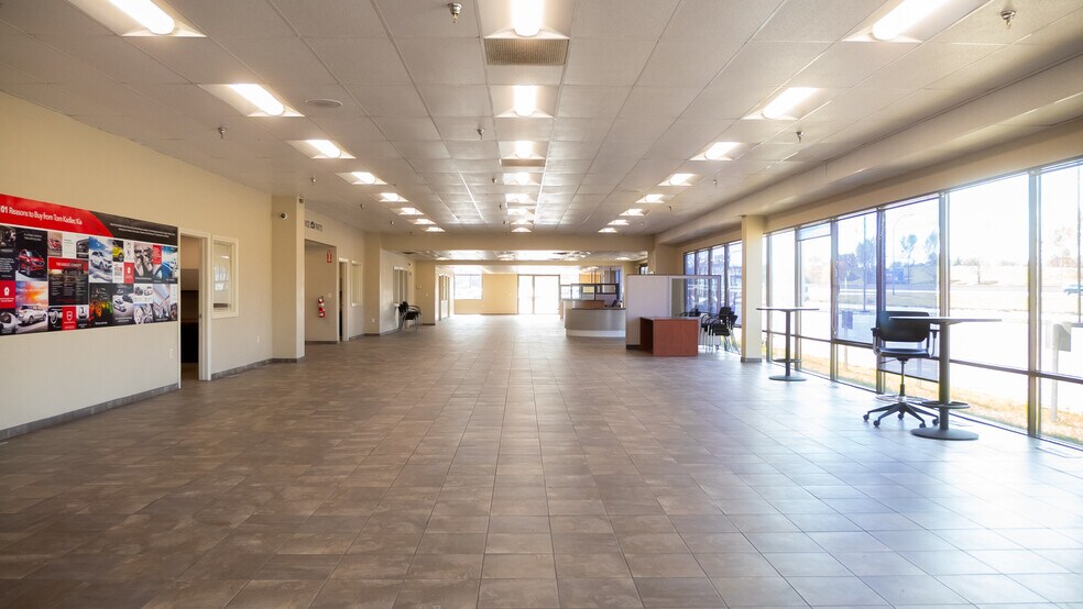 More Photos Of 4444 Highway 52 N, Rochester Auto Dealership For Sale