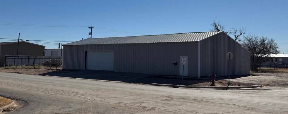 More Photos Of 201 8th st, Post Industrial For Sale