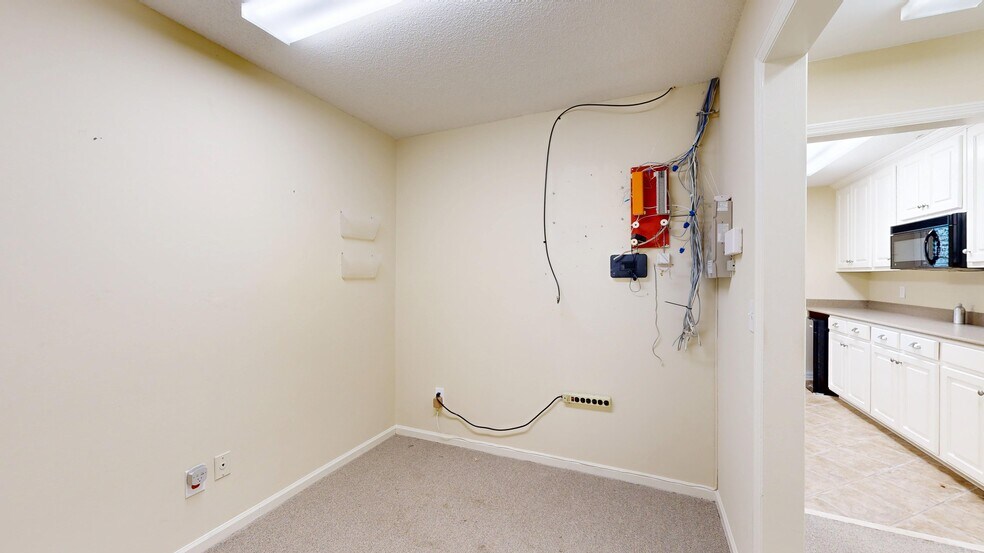 More Photos Of 1320 Wynnton Rd, Columbus Office For Lease