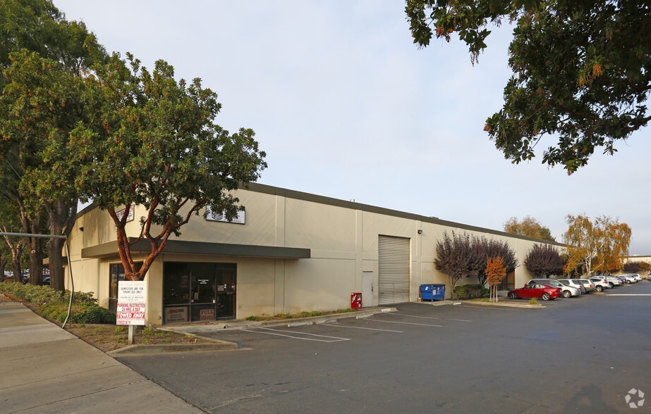 More Photos Of 75 Phelan Ave, San Jose Warehouse For Lease