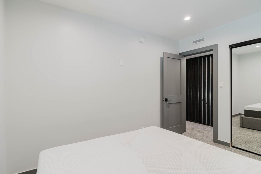 More Photos Of 4405 Ventura Canyon Ave, Sherman Oaks Apartments For Sale
