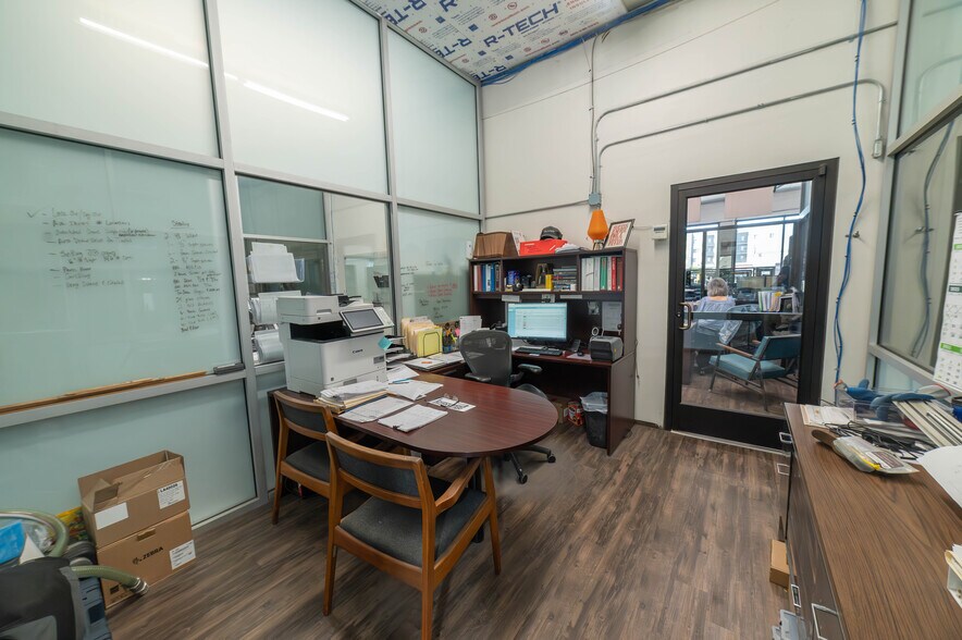 More Photos Of 710 12th St, Greeley Warehouse For Lease