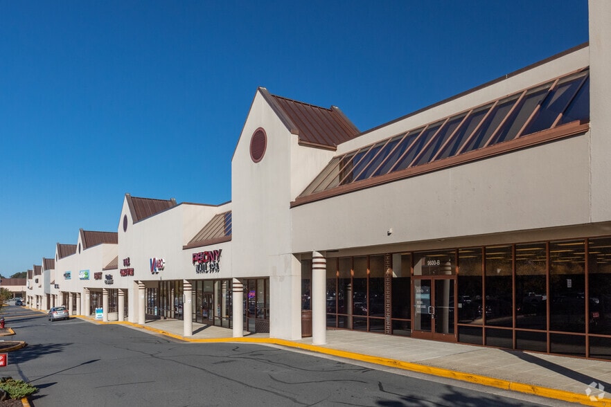 More Photos Of 9600-9688 Main St, Fairfax Unknown For Lease