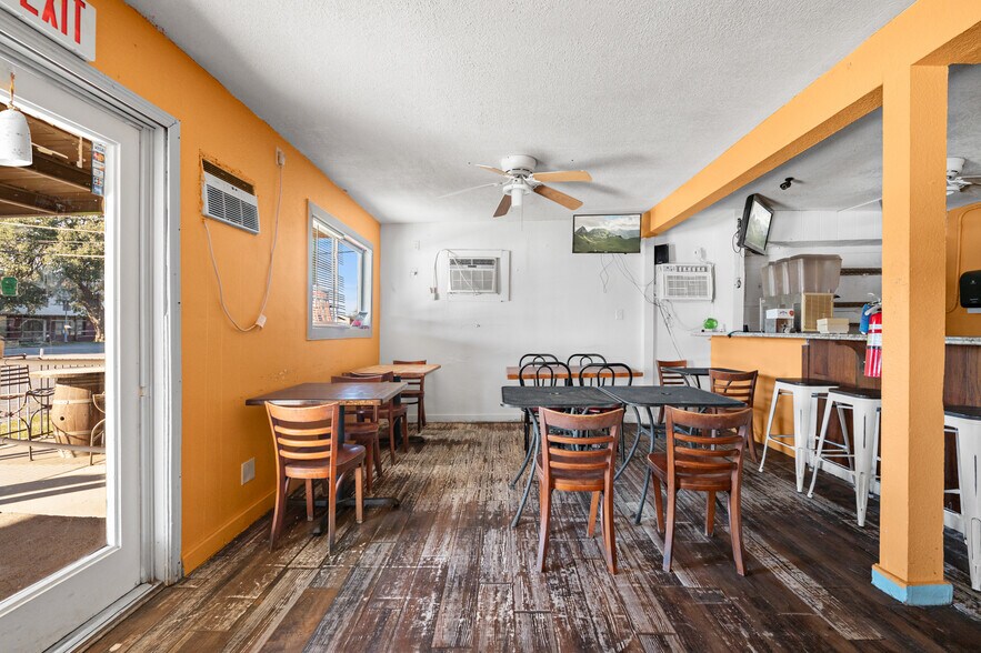More Photos Of 1710 Second St, Pleasanton Restaurant For Lease