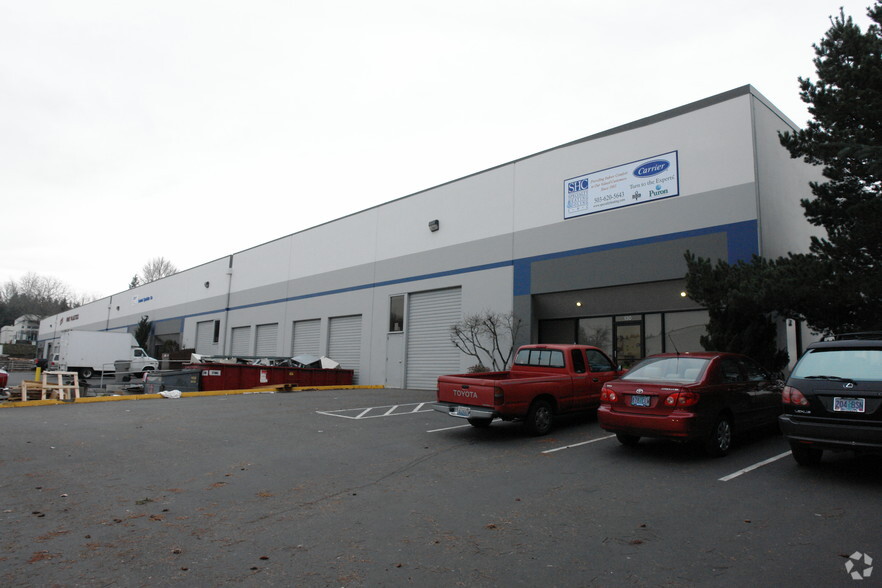 Primary Photo Of 7500 SW Tech Center Dr, Tigard Warehouse For Lease