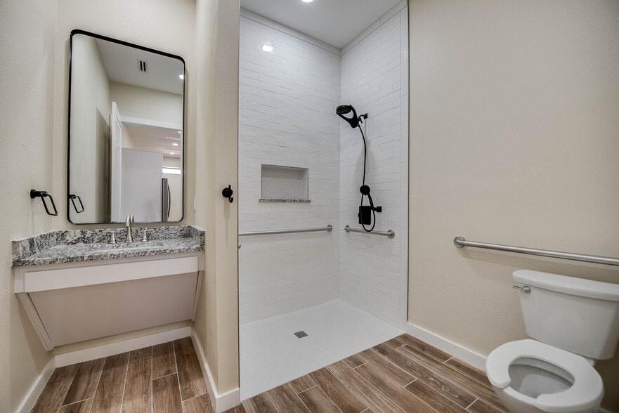 More Photos Of 1714 N FM 1788, Midland Warehouse For Lease