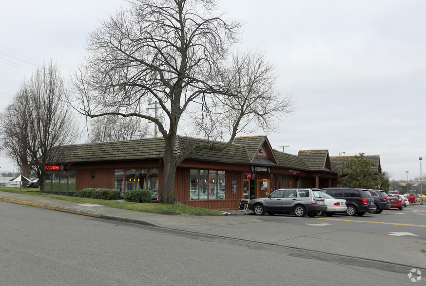 Primary Photo Of 3075 Douglas St, Victoria General Retail For Sale