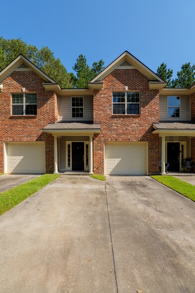 More Photos Of 3400 N Barack Obama Blvd, Valdosta Apartments For Sale