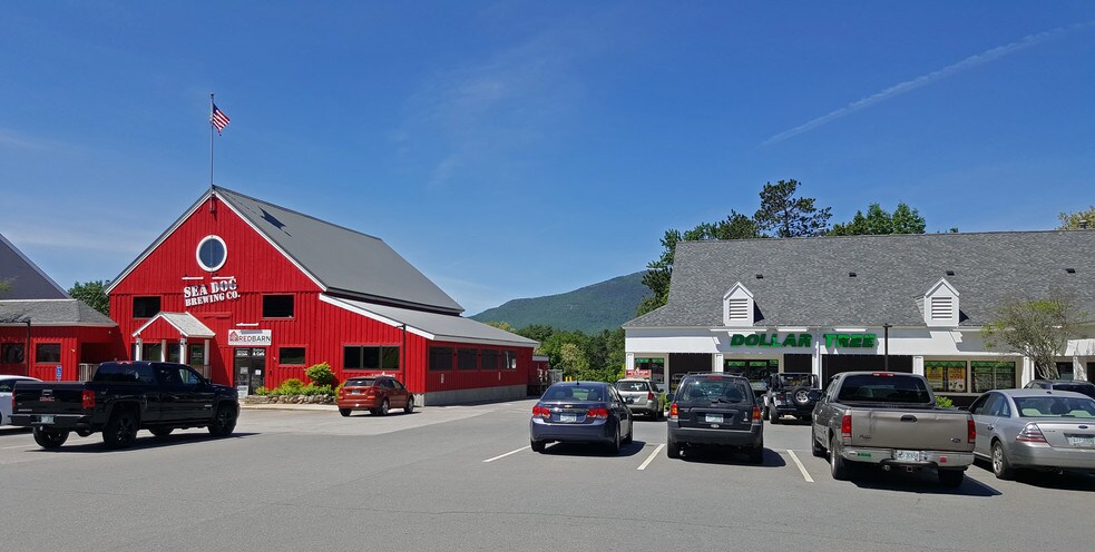 More Photos Of 1976 White Mountain Hwy, North Conway Storefront Retail Office For Lease