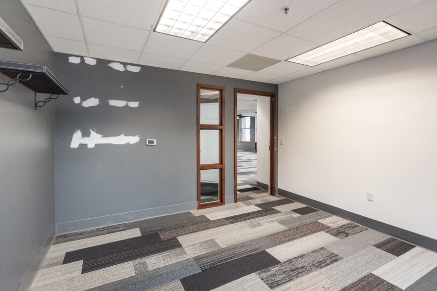 More Photos Of 1300 Broadway St, Detroit Office For Lease