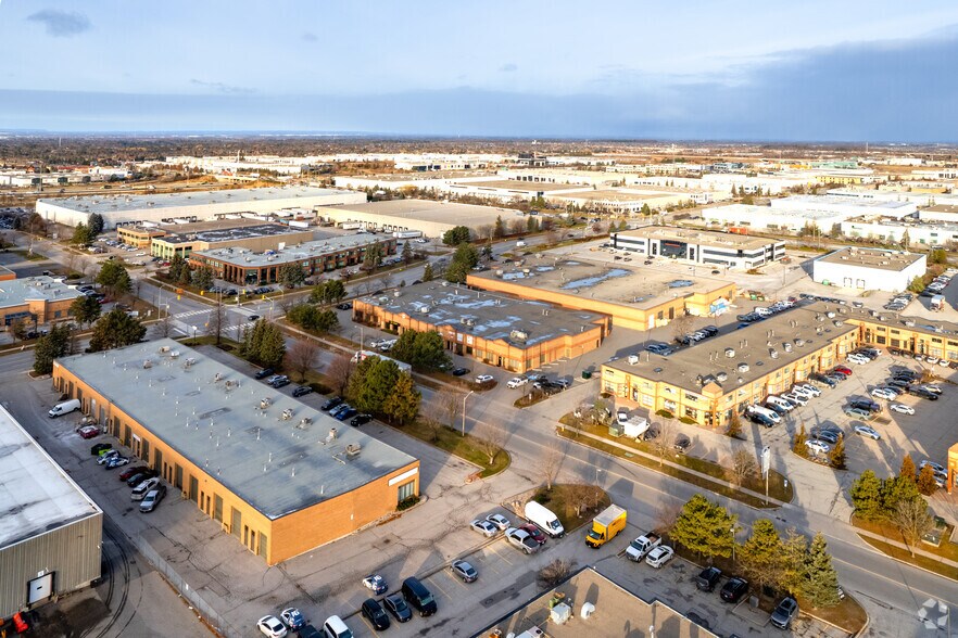 More Photos Of 601 Edgeley Blvd, Vaughan Flex For Sale