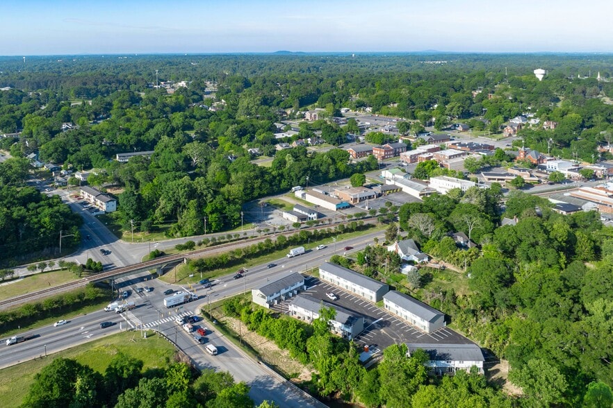 More Photos Of 300 E Charlotte Ave, Mount Holly Apartments For Sale