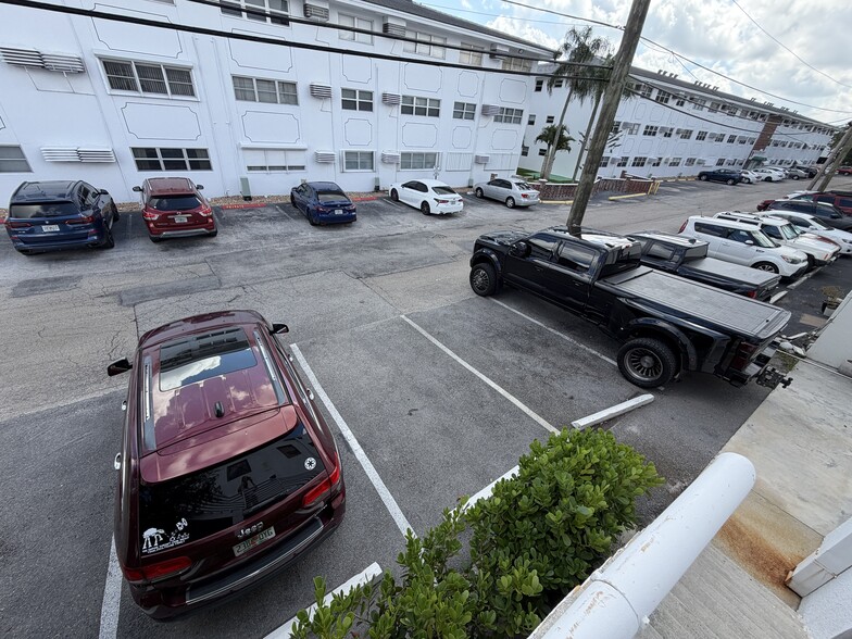 More Photos Of 5170 N Federal Hwy, Fort Lauderdale Storefront Retail Office For Lease