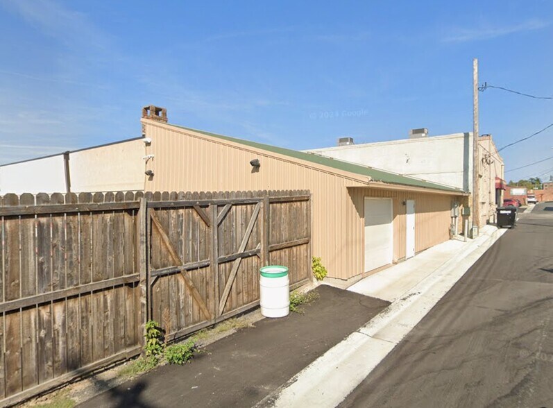 More Photos Of 603 Minnesota Ave W, Walker Storefront Retail Office For Lease