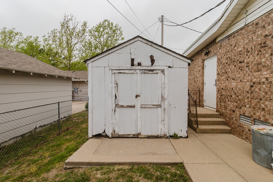 More Photos Of 1319 E 17th Ave, Hutchinson Religious Facility For Sale