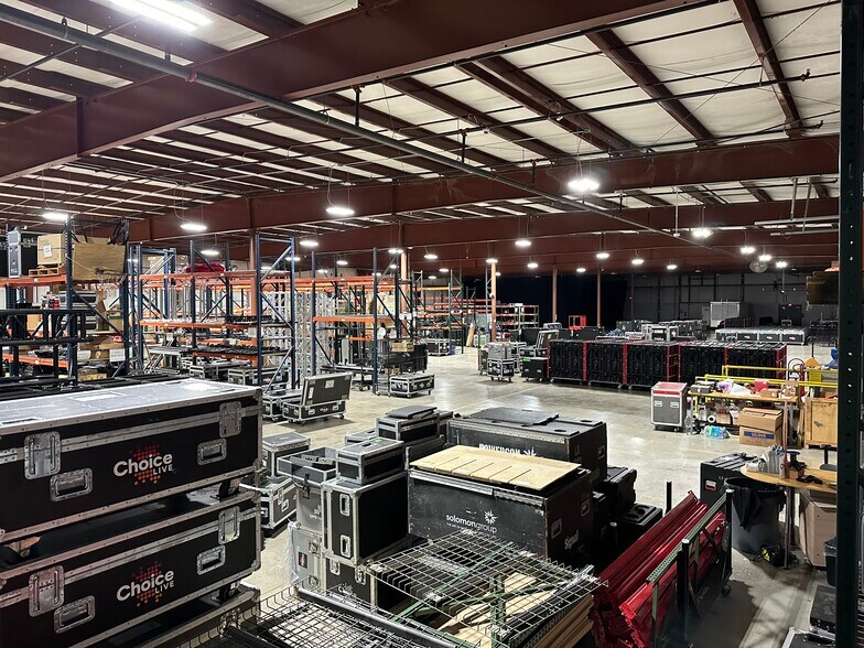 More Photos Of 30 Wright Ave, Lititz Warehouse For Lease