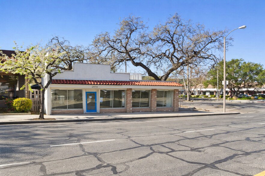 More Photos Of 2974 E Thousand Oaks Blvd, Thousand Oaks Storefront For Lease