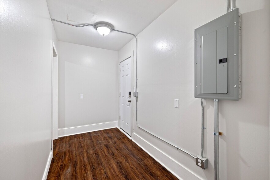 More Photos Of 524 Sunapee St, Newport Apartments For Sale